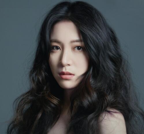 你比星光美麗鐘意妮是誰演的