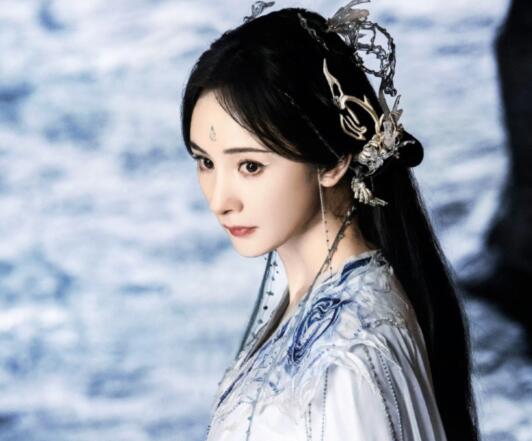 涂山紅紅為什么會(huì)變成涂山蘇蘇