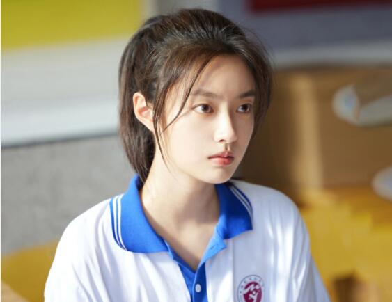 鳴龍少年程雨杉扮演者徐若晗個(gè)人資料介紹