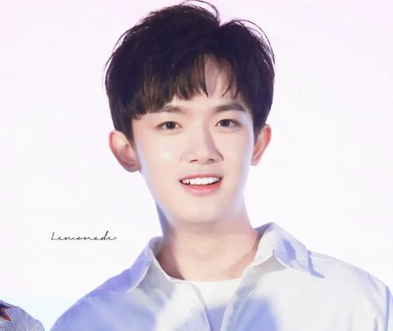 李明德李明源有什么關(guān)系 李明德個(gè)人簡(jiǎn)歷