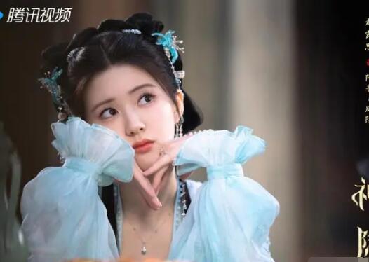 神隱女主配音是誰