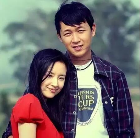 董潔和潘粵明怎么認(rèn)識(shí)的