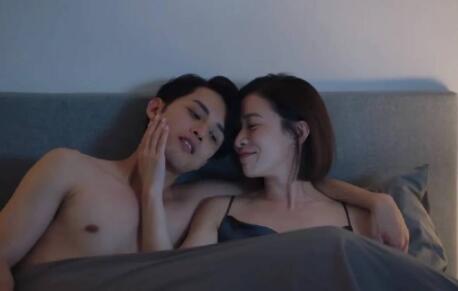 新聞女王和文慧心睡覺的男人是誰(shuí)