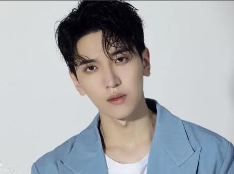 完顏洛絨是真名嗎 完顏洛絨個人資料