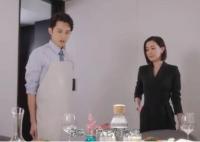 新聞女王和文慧心在一起的男的是誰