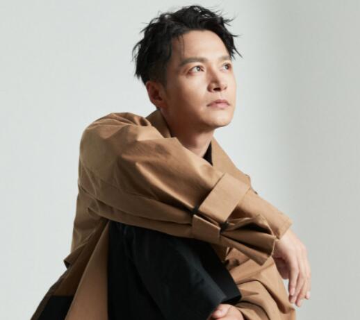 鄭國(guó)霖老婆叫什么名字 鄭國(guó)霖的個(gè)人資料