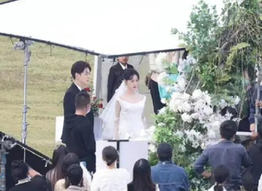 狐妖小紅娘涂山雅雅和誰在一起了