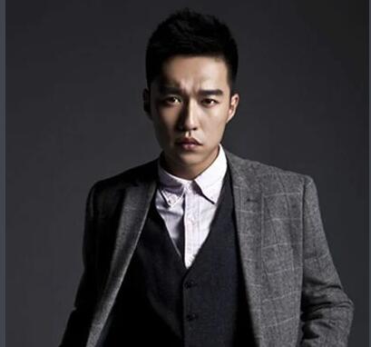 三大隊的導(dǎo)演是誰