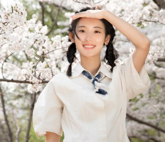 張祎曈經(jīng)紀(jì)公司是哪家 張祎曈個(gè)人簡介