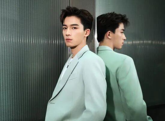 在暴雪時(shí)分男二是誰演的