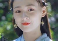 丁笑瀅和誰(shuí)長(zhǎng)得像呀 丁笑瀅幾幾年出生的