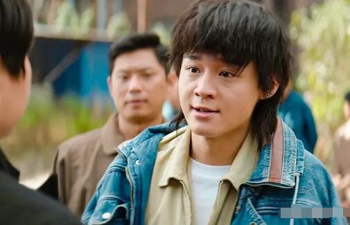 劉奕鐵在漫長的季節(jié)里演的誰