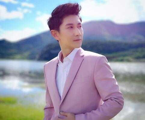 何明翰經(jīng)紀(jì)公司是哪家