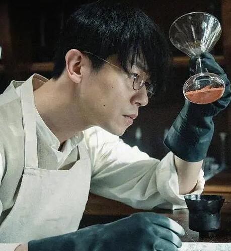 人生若如初見俞天白和誰(shuí)是一對(duì)