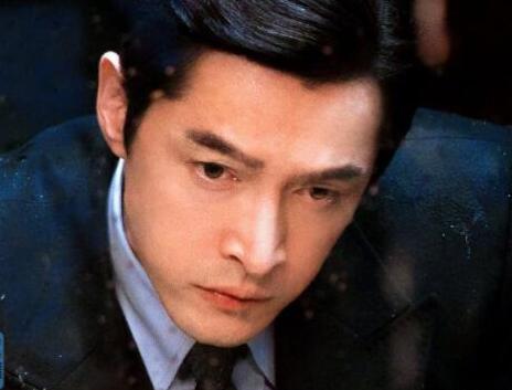 繁花阿寶如何變成寶總的