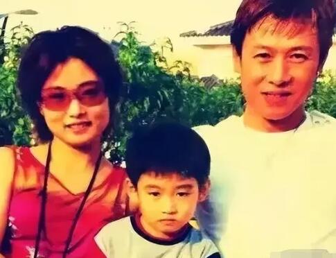 胡亞捷老婆是誰個人資料簡介