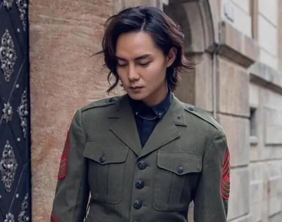 尹正粵語為什么那么好 尹正個人簡歷