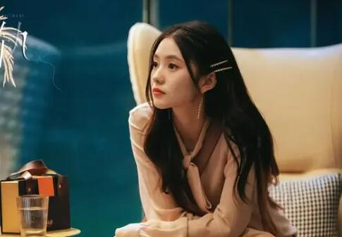 脫軌江曉媛真的穿越了嗎