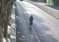 老人關(guān)機騎行一個月去看夢中大橋 究竟是怎么回事？