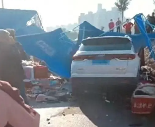 司機突發(fā)疾病致車輛失控 造成3死7傷 原因竟是這樣太崩潰了