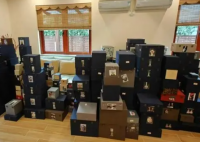 八旬阿姨900萬買千件藏品僅值40萬 究竟是怎么回事？