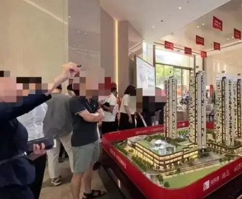 國慶廣東擠滿了買房的人 這也太瘋狂了