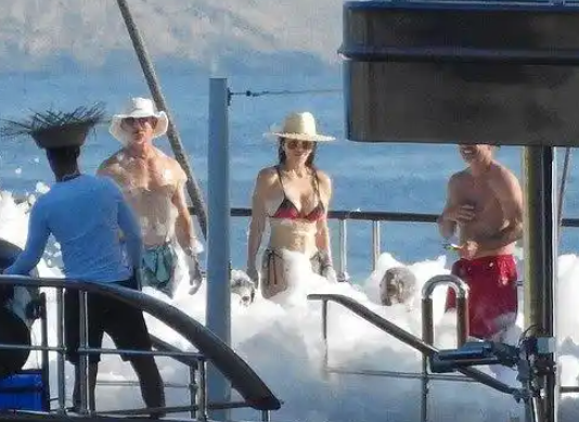 亞馬遜創(chuàng)始人威尼斯奢華婚禮遭抵制 原因竟是這樣太意外了