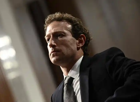 硅谷巨頭上演AI人才爭奪戰(zhàn) 究竟是怎么回事？