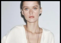 Zara廣告因模特太瘦被禁 原因竟是這樣太霸氣了