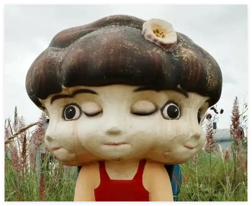 景區(qū)雕塑被指恐怖 園方:已部分拆除 實(shí)在太可怕了