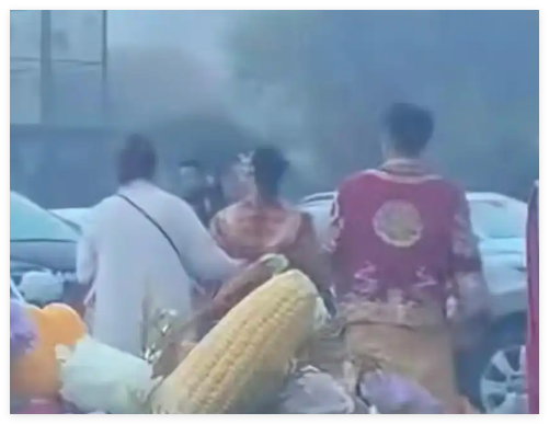 攔婚車索煙:打著討喜名義瘋狂敲竹杠 原因竟是這樣太崩潰了