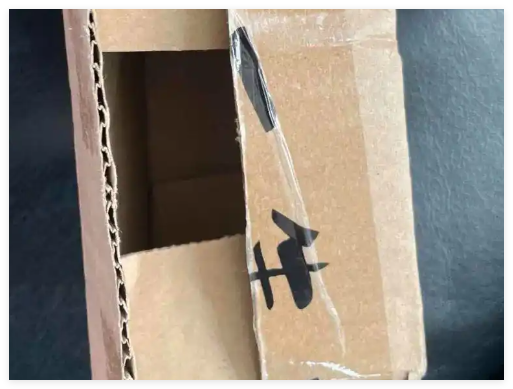 女子帶快遞紙盒買黃金 店員立即報(bào)警 內(nèi)幕曝光簡(jiǎn)直太意外了